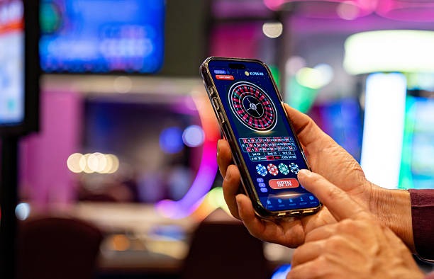 indokasino slot live-dealer blackjack table with multiple players